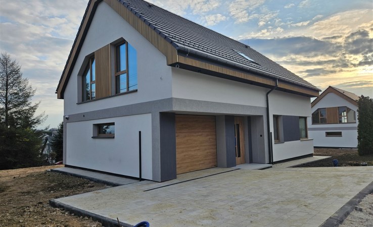 dom na sprzedaż - Chorągwica