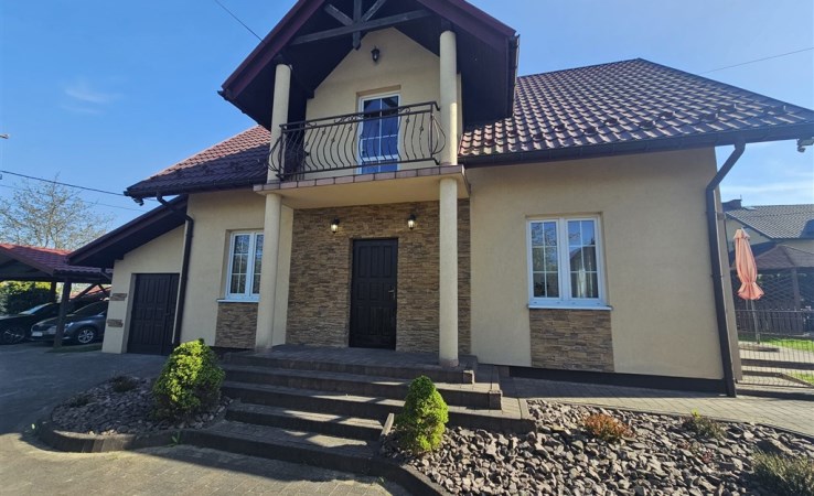 dom na sprzedaż - Szarów